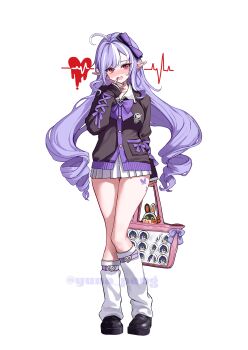 1girl absurdres ahoge alternate_costume bag belle_(zenless_zone_zero) black_nails black_shoes blush bow collared_shirt full_body heart-shaped_bag highres holding holding_bag itabag long_hair long_sleeves looking_at_viewer multicolored_hair open_mouth oshi-katsu pointy_ears purple_bow purple_hair red_eyes revision school_uniform shirt shoes simple_background socks solo standing streaked_hair thighs very_long_hair vivian_banshee white_background white_hair white_shirt white_socks yuna_(deadawon) zenless_zone_zero