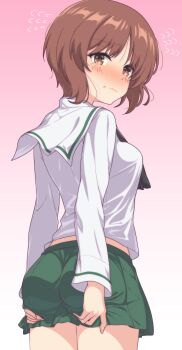 1girl absurdres ada_badguy ass back black_sailor_collar blush breasts brown_eyes brown_hair commentary_request embarrassed feet_out_of_frame girls_und_panzer green_skirt highres looking_at_viewer looking_back medium_breasts nishizumi_miho ooarai_school_uniform pink_background sailor_collar school_uniform shirt short_hair skirt solo standing white_shirt