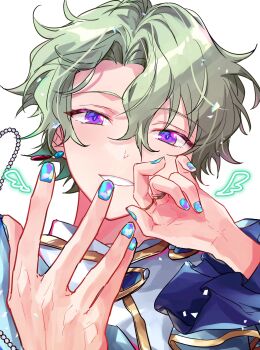 1boy beads clenched_teeth commentary_request drawn_wings earrings ensemble_stars! fingernails green_hair hands_up highres jewelry looking_at_viewer male_focus nail_polish purple_eyes ring sakura_ensteden short_hair simple_background smile solo teeth tomoe_hiyori upper_body white_background