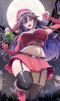 1girl bird_wings black_thighhighs black_wings breasts brown_hair christmas commentary_request full_moon gift hat highres large_breasts long_hair looking_at_viewer midriff moon navel niradama_(nira2ratama) open_mouth red_eyes red_shoes red_skirt reiuji_utsuho sack santa_costume santa_hat shoes skirt smile snow snowing solo teeth thigh_strap thighhighs touhou upper_teeth_only wings