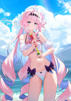 1girl absurdres ahoge alternate_costume bare_shoulders bikini blue_eyes blue_hair blue_sky candy_shunya closed_mouth colored_inner_hair commentary day denia_(wuthering_waves) detached_sleeves highres holding long_hair looking_at_viewer multicolored_hair navel outdoors pink_hair sky smile solo stomach swimsuit white_bikini wuthering_waves