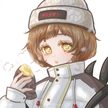 1girl backpack bag beanie bob_cut brown_hair buttons chinese_commentary coat commentary_request eyelashes eyeshadow fingernails food food_bite grey_hat hat highres holding holding_food light_blush long_sleeves makeup nikki_(series) open_mouth puffy_long_sleeves puffy_sleeves shining_nikki short_hair simple_background sleeves_past_wrists snowing solo steam stylist_(nikki) sweet_potato teeth turtleneck_coat upper_body upper_teeth_only watermark weibo_watermark white_background white_coat winter_clothes winter_coat xiaoyu_qixing yellow_eyes yellow_eyeshadow