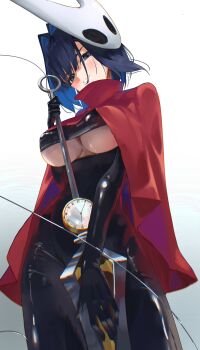 1girl absurdres black_bodysuit black_hair blue_eyes blue_hair blunt_bangs blush bodysuit breasts cloak clock clothing_cutout colored_inner_hair cosplay covered_underboob grin hair_intakes hair_over_one_eye hashtag-only_commentary highres holding holding_weapon hollow_knight hollow_knight:_silksong hololive hololive_english horned_mask hornet_(hollow_knight) hornet_(hollow_knight)_(cosplay) large_breasts looking_at_viewer mask mask_on_head multicolored_hair needle_(hollow_knight) ouro_kronii red_cloak short_hair simple_background smile solo teeth underboob underboob_cutout virtual_youtuber weapon white_background white_mask wire zargaz