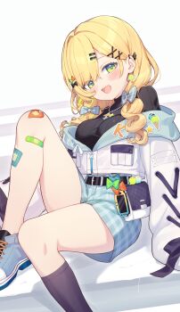 1girl :d absurdres bandaid bandaid_on_knee bandaid_on_leg black_shirt black_socks blonde_hair blue_bow blue_shoes blue_shorts blush bow breasts commentary commission foot_out_of_frame green_eyes hair_bow hair_ornament highres hiraga_matsuri jacket jewelry kozuya_nano long_hair long_sleeves looking_at_viewer medium_breasts necklace off_shoulder open_mouth plaid_clothes plaid_shorts shirt shoes shorts sitting skeb_commission sleeves_past_fingers sleeves_past_wrists smile socks solo specialite_(company) virtual_youtuber white_jacket x_hair_ornament