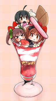 &gt;_&lt; ahoge black_hair brown_eyes brown_hair chibi closed_eyes food fruit idolmaster idolmaster_cinderella_girls igarashi_kyoko kohinata_miho komodj multiple_girls ogata_chieri open_mouth parfait side_ponytail strawberry twintails