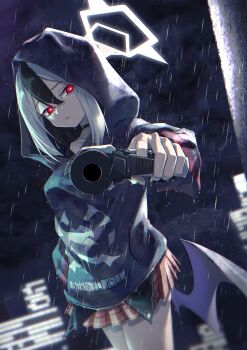 1girl absurdres black_choker black_hair black_horns black_wings blue_archive bright_pupils choker closed_mouth commentary_request full_body grey_halo gun halo highres holding holding_gun holding_weapon hood hood_up horns kayoko_(blue_archive) kuromu looking_at_viewer low_wings multicolored_hair night outdoors rain red_eyes solo swimsuit two-tone_hair weapon white_hair white_pupils wings