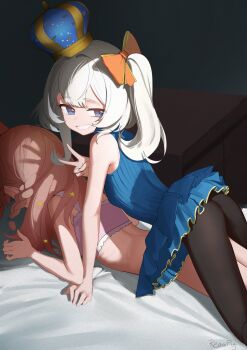 2girls artist_name ass bare_arms bare_shoulders bed bed_sheet black_pantyhose blue_eyes blue_shirt blue_skirt bow bra braid commission crown frilled_bra frills girl_on_top grey_hair grin hair_bow highres layered_skirt loli long_hair looking_to_the_side lying marimari_(marimari_2.0)_(vtuber) marimari_(vtuber) mini_crown multiple_girls on_bed on_stomach orange_bow pantyhose phase_connect pink_bra pink_hair pipkin_pippa preamy_kyuushi prone_bone sex sex_from_behind shirt side_braid side_ponytail sidelighting signature skirt sleeveless sleeveless_shirt smile starry_hair underwear v virtual_youtuber yuri