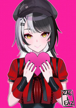 1girl artist_logo black_hair black_hat black_nails box breasts closed_mouth commentary deerstalker dress english_commentary fingernails grey_hair hair_ornament halftone hands_up hat heart-shaped_box holding hololive hololive_english jaheterbang large_breasts logo long_hair looking_at_viewer multicolored_hair nail_polish official_alternate_costume pink_background puffy_short_sleeves puffy_sleeves red_dress shiori_novella shiori_novella_(casual) short_sleeves smile solo split-color_hair straight-on swept_bangs two-tone_hair upper_body virtual_youtuber yellow_eyes