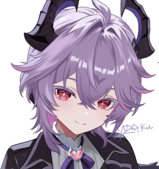 1boy closed_mouth commentary diamond-shaped_pupils diamond_(shape) dragon_horns genshin_impact hair_between_eyes highres horns lapels looking_at_viewer male_focus mini_durin_(genshin_impact) mini_durin_(human)_(genshin_impact) notched_lapels purple_hair red_eyes riku_(rrr_gns) signature simple_background smile solo symbol-shaped_pupils upper_body white_background