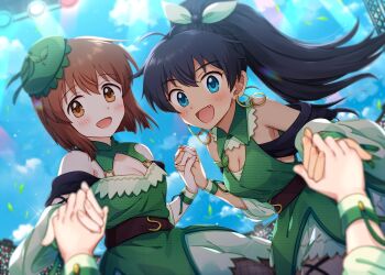 3girls :d amami_haruka antenna_hair armpits belt black_hair blue_sky blunt_ends blurry blurry_foreground blush bow breasts brown_belt cleavage cloud cloudy_sky cowboy_shot day detached_sleeves dot_nose dress earrings fang ganaha_hibiki green_bow green_dress green_hat hagiwara_yukiho hair_bow hat hiiringu holding_hands hoop_earrings idolmaster idolmaster_(classic) idolmaster_million_live! idolmaster_million_live!_theater_days interlocked_fingers jewelry large_breasts long_hair looking_at_viewer medium_hair multiple_girls open_mouth outdoors ponytail pov sidelocks sky sleeveless sleeveless_dress smile sparkle stage stage_lights tilted_headwear very_long_hair wrist_cuffs