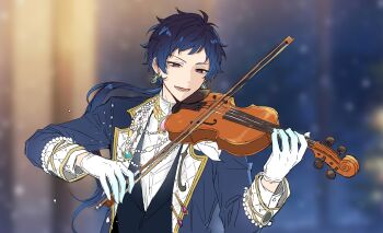 1boy blue_hair blurry blurry_background bow_(music) commentary douo_d earrings ensemble_stars! fushimi_yuzuru gloves hands_up highres holding holding_bow_(music) holding_instrument holding_violin instrument jacket jewelry lapels long_hair long_sleeves lower_teeth_only male_focus music notched_lapels official_alternate_costume open_clothes open_jacket open_mouth playing_instrument ponytail purple_eyes short_bangs solo teeth upper_body violin white_gloves