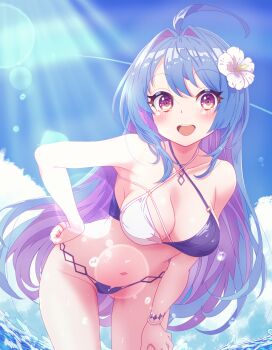 1girl absurdres ahoge arbiter1 azur_lane bare_shoulders bikini blue_hair breasts cleavage collarbone criss-cross_halter flower gluteal_fold hair_flower hair_intakes hair_ornament halterneck hand_on_own_hip helena_(azur_lane) helena_(shimmering_triangle_wave)_(azur_lane) highres leaning_forward long_hair looking_at_viewer multicolored_bikini multicolored_swimsuit navel official_alternate_costume purple_eyes smile swimsuit thigh_gap two-tone_bikini very_long_hair white_flower