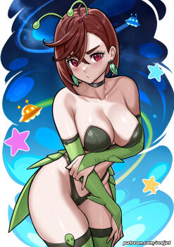 1girl antennae ayase_momo bare_shoulders bikini breasts brown_hair choker cleavage collarbone dandadan earrings gloves green_bikini green_gloves green_thighhighs highres jewelry large_breasts looking_at_viewer patreon_username red_eyes redjet short_hair solo swimsuit thighhighs