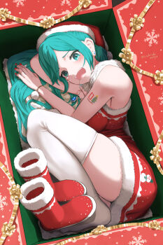 1girl arm_tattoo bare_shoulders blush boots christmas christmas_tree commentary commentary_request dress earrings fur-trimmed_boots fur-trimmed_dress fur-trimmed_headwear fur_trim gold_ribbon green_eyes green_hair hat hatsune_miku highres jewelry long_hair lying nose_bubble on_side open_mouth ribbon santa_hat snowman snowman_print solo surprised tattoo teeth thighhighs tongue upper_teeth_only vocaloid waking_up white_thighhighs yukichi_(yu-ame) zettai_ryouiki
