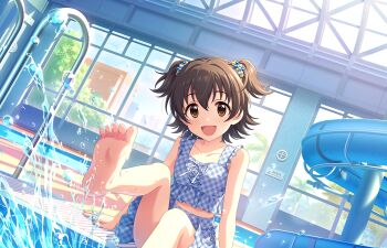 1girl :d akagi_miria barefoot blue_skirt blush breasts brown_eyes brown_hair collarbone crop_top dutch_angle feet foot_focus foot_out_of_frame foot_up frills hair_between_eyes hair_ornament idolmaster idolmaster_cinderella_girls idolmaster_cinderella_girls_starlight_stage indoors looking_at_viewer medium_hair midriff official_art open_mouth poolside sitting skirt small_breasts smile soles solo splashing toes two_side_up water water_slide window