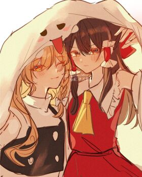 2girls annin_cha ascot bare_shoulders black_vest blonde_hair blush bow braid brown_hair collar detached_sleeves frilled_collar frilled_hair_tubes frills hair_bow hair_tubes hakurei_reimu halloween halloween_costume highres kirisame_marisa multiple_girls red_bow red_shirt red_skirt sheet_ghost shirt side_braid single_braid skirt skirt_set touhou turtleneck vest white_bow white_shirt yellow_ascot yellow_eyes