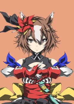 1girl animal_ears bare_shoulders breasts brown_eyes brown_hair cleavage_cutout closed_mouth clothing_cutout detached_sleeves fist_in_hand gloves hair_between_eyes hair_ornament highres horse_ears horse_girl layered_gloves looking_at_viewer multicolored_hair palm-fist_greeting pinwheel pinwheel_hair_ornament red_gloves short_hair simple_background sleeveless solo umamusume white_hair yaeno_muteki_(blazed_head_covered_fists)_(umamusume) yaeno_muteki_(umamusume) zukki_(bijitaru)