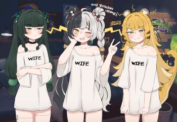 3girls :&lt; absurdres alternate_costume angry animal_ears bedroom black_choker black_hair bow braid choker collarbone commentary_request dialyn_(zenless_zone_zero) english_text flat_chest game_screenshot_background green_eyes green_hair growling hair_intakes heartbee highres indoors ju_fufu korean_commentary korean_text long_hair multicolored_hair multiple_girls naked_shirt narrowed_eyes one_eye_closed open_mouth orange_hair print_shirt qingyi_(zenless_zone_zero) random_play_(zenless_zone_zero) screenshot_background shirt single_off_shoulder smile streaked_hair striped_tail t-shirt tail tail_bow tail_ornament tiger_ears tiger_girl tiger_tail translation_request twin_braids twintails two-tone_hair v very_long_hair white_hair white_shirt yellow_eyes zenless_zone_zero