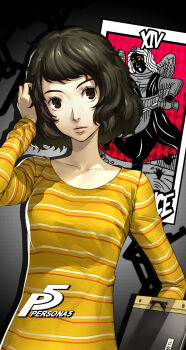 1girl black_background broken broken_chain brown_eyes brown_hair card chain copyright_name gradient_background grey_background highres kawakami_sadayo messy_hair official_art persona persona_5 pink_lips shirt short_hair soejima_shigenori solo striped_clothes striped_sweater sweater tarot tarot_card temperance_(tarot) transparent_background upper_body wavy_hair yellow_shirt yellow_sweater