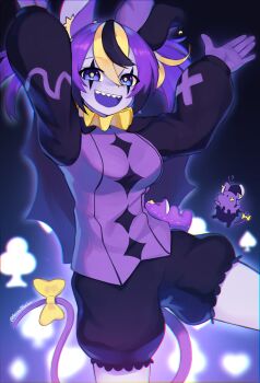 !? 1girl :d animal_ears blue_eyes bow breasts clown cosplay deltarune grin hakos_baelz hands_up hat highres hololive hololive_english jester_cap jevil jevil_(cosplay) large_breasts long_sleeves looking_at_viewer mouse_(animal) mouse_ears multicolored_hair open_mouth puffy_long_sleeves puffy_shorts puffy_sleeves purple_hair purple_theme purple_vest sharp_teeth shorts smile solo standing streaked_hair stuffed_animal stuffed_mouse stuffed_toy tail tail_bow tail_ornament teeth twintails utdr_(toby_fox) vest virtual_youtuber yellow_bow yoako