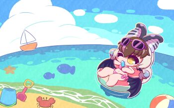 Rule 34 | 1girl, animal ears, bat ears, bat girl, bat wings, beach, bikini, blue sky, boat, brown hair, brown long-eared bat (kemono friends), daisantw, extra ears, food, grey hair, highres, ice cream, kemono friends, kemono friends v project, long hair, multicolored hair, navel, ocean, one eye closed, outdoors, sailboat, sky, solo, streaked hair, sunglasses, swim ring, swimsuit, virtual youtuber, watercraft, wings, yellow eyes