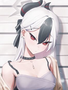 1girl absurdres bare_shoulders black_choker black_hair black_horns black_ribbon blue_archive breasts bright_pupils camisole choker cleavage collarbone demon_horns ear_piercing eyelashes eyes_visible_through_hair film_grain grey_halo hair_between_eyes hair_ornament hair_ribbon hairclip halo head_tilt highres horns jewelry kayoko_(blue_archive) light_blush long_hair looking_at_viewer mole mole_on_collarbone multicolored_hair pendant_choker piercing raised_eyebrows red_eyes ribbon rifu002 shawl sleeveless solo spaghetti_strap strap streaked_hair studded_choker two-tone_hair upper_body white_camisole white_hair white_pupils yellow_shawl
