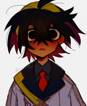 1boy bags_under_eyes black_eyes black_hair blue_shirt collared_shirt commentary_request crossed_bangs empty_eyes grey_background grey_jacket hair_between_eyes hairband highres jacket kieran_(pokemon) looking_at_viewer male_focus mole mole_on_neck multicolored_hair nintendo parted_lips pokemon pokemon_sv purple_hair shirt simple_background solo tisanntisyou twitter_username upper_body yellow_hairband