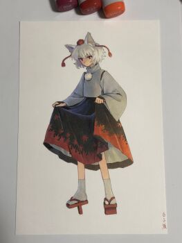 1girl animal_ears art_tools_in_frame commentary_request full_body geta hat highres inubashiri_momiji marker_(medium) pom_pom_(clothes) print_skirt red_eyes red_hat shiratama_(hockey) shirt short_hair signature simple_background skirt skirt_hold socks solo tabi tengu-geta tokin_hat touhou traditional_media white_background white_hair white_shirt white_socks wolf_ears wolf_girl