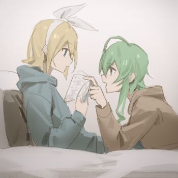 2girls blonde_hair blue_eyes blue_hood blush_stickers book bow brown_hoodie commentary_request expressionless green_eyes green_hair gumi hair_bow hairband highres holding holding_book hood hood_down hoodie kagamine_rin leaning_back long_sleeves looking_at_another medium_hair multiple_girls open_book parted_lips reading short_hair sidelocks vocaloid white_bow white_hairband wounds404