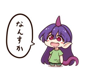 1girl blush_stickers chibi clothes_writing commentary_request drooling green_shirt green_shorts highres horns lizard_tail long_hair open_mouth pointy_ears purple_hair purple_horns purple_tail red_eyes shirt shitacemayo short_sleeves shorts simple_background single_horn solo speech_bubble tail tenkajin_chiyari touhou translation_request very_long_tail