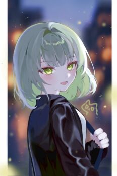 1girl :d bag black_jacket blue_bag blurry blurry_background blush colored_inner_hair commentary_request depth_of_field from_behind green_eyes green_hair grey_hair hand_up highres hinomori_shiho holding holding_strap jacket korean_commentary long_sleeves looking_at_viewer looking_back multicolored_hair night nyungcha11 official_alternate_costume official_alternate_hairstyle open_clothes open_jacket open_mouth outdoors project_sekai shirt short_hair shoulder_bag sidelocks smile solo turning_head upper_body white_shirt zozotown