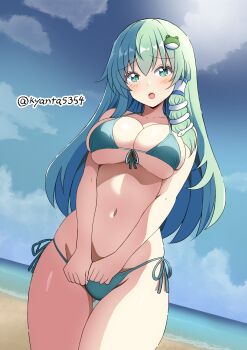 1girl alternate_costume beach bikini blue_sky blush breasts cleavage cloud commentary_request day frog_hair_ornament green_bikini green_eyes green_hair hair_ornament hair_tubes halterneck highres kochiya_sanae kyanta5354 large_breasts long_hair looking_at_viewer navel ocean open_mouth outdoors sand side-tie_bikini_bottom single_hair_tube sky snake_hair_ornament solo stomach string_bikini swimsuit touhou twitter_username very_long_hair