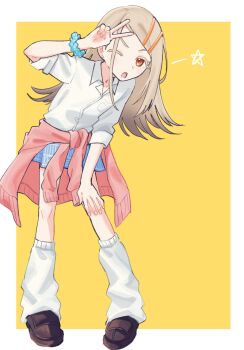 1girl black_skirt blonde_hair border brown_shoes cardigan cardigan_around_waist clothes_around_waist collared_shirt colored_eyelashes commentary_request earrings flipped_hair full_body gakuen_idolmaster gradient_hair grey_hair gyaru hair_ornament hairclip hand_on_own_leg hand_up hatsuboshi_gakuen_school_uniform highres idolmaster jewelry leaning_forward leg_warmers light_blush long_hair looking_at_viewer miniskirt multicolored_hair one_eye_closed open_collar open_mouth orange_eyes outside_border parallel_hairclips pink_cardigan pleated_skirt school_uniform scrunchie shinosawa_hiro shirt shoes skirt sleeves_rolled_up solo standing star_(symbol) stud_earrings swept_bangs v white_border white_leg_warmers white_shirt wrist_scrunchie yasuzero yellow_background