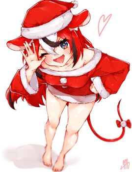 1girl bare_legs barefoot blush bow breasts christmas fur_trim hakos_baelz hashtag-only_commentary hat highres hololive hololive_english ma_draws medium_breasts multicolored_hair no_pants one_eye_closed open_mouth santa_costume santa_hat streaked_hair tail tail_bow tail_ornament virtual_youtuber