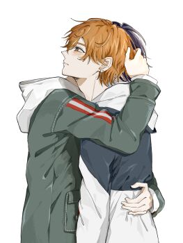 2boys absurdres aoyagi_touya blonde_hair blush clenched_teeth commentary ear_chain from_side green_eyes hapi_(hapihapi_08) highres hood hood_down hooded_jacket hug jacket linked_piercing long_sleeves male_focus multicolored_hair multiple_boys orange_hair parted_lips piercing project_sekai shinonome_akito short_hair simple_background streaked_hair teeth two-tone_hair upper_body white_background yaoi