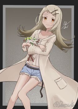 1girl absurdres belt black_belt black_border blonde_hair blue_shorts blush border bouquet camisole closed_mouth collarbone colored_eyelashes commentary_request crossed_arms daresuku dated denim denim_shorts feet_out_of_frame flipped_hair flower gakuen_idolmaster gradient_armpit_hair gradient_background green_flower grey_border grey_hair hair_ornament hairclip highres holding holding_bouquet idolmaster long_hair looking_at_viewer open_clothes open_robe orange_eyes outside_border parallel_hairclips red_ribbon ribbon robe rope_belt shinosawa_hiro short_shorts shorts signature smile solo swept_bangs twitter_username white_camisole white_flower white_robe