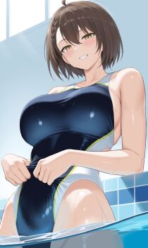 1girl ahoge azur_lane baltimore_(azur_lane) bare_shoulders black_one-piece_swimsuit blush braid breasts brown_hair commentary_request grin highleg highleg_one-piece_swimsuit highres large_breasts looking_at_viewer one-piece_swimsuit pool sama_samasa short_hair smile solo swimsuit two-tone_swimsuit water white_one-piece_swimsuit yellow_eyes