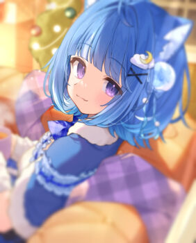 1girl alternate_costume animal_ears blue_dress blue_hair cat_ears cat_girl closed_mouth commentary_request dress fang hair_ornament hairpin hat indie_virtual_youtuber kurageu_roa looking_at_viewer purple_eyes rin31153336 santa_costume santa_dress santa_hat smile solo virtual_youtuber x_hair_ornament