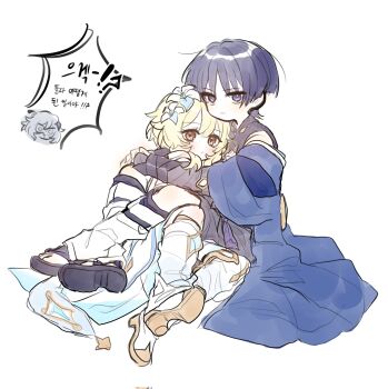 !? 1boy 1girl armor black_bodysuit black_bridal_gauntlets black_hair black_sandals black_shorts blonde_hair blue_cape blue_flower blue_trim blunt_ends blush bodysuit bridal_gauntlets bridal_legwear bright_pupils brown_eyes cape closed_mouth couple diamond_hair_ornament disembodied_head eyelashes eyeliner eyeshadow flower genshin_impact gold_shoes hair_flower hair_ornament hetero high_heels highres hug japanese_armor korean_text kote kurokote leg_lock leg_warmers looking_at_another looking_at_viewer lumine_(genshin_impact) makeup mandarin_collar multicolored_flower open_mouth paimon_(genshin_impact) possessive purple_eyes red_eyeliner red_eyeshadow sandals scaramouche_(genshin_impact) scarf shoes short_hair short_hair_with_long_locks shorts sidelocks single_off_shoulder sitting speech_bubble stirrup_legwear tareme tassel thighhighs toeless_legwear toes translation_request tsurime wanderer_(genshin_impact) white_background white_flower white_leg_warmers white_pupils white_scarf white_thighhighs wispy_bangs wonla8 zouri