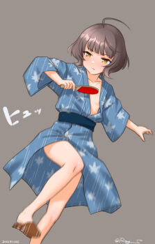 1girl ahoge bath_yukata blue_kimono blunt_bangs brown_eyes brown_hair commentary_request feet_out_of_frame flat_chest grey_background japanese_clothes kantai_collection kimono kishinami_(kancolle) leaf_print motion_blur one-hour_drawing_challenge paddle playing_games ray.s short_hair solo table_tennis_paddle wavy_hair yukata