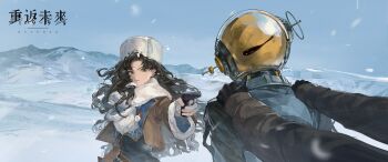 Rule 34 | 1boy, 1girl, 1other, aiming, black gloves, black hair, blue sky, brown jacket, captured, closed mouth, copyright name, day, ferrofluid, fishbowl helmet, fur hat, gloves, green eyes, gun, handgun, hands on another's shoulders, hat, highres, holding, holding gun, holding weapon, jacket, jumpsuit, logo, long hair, moldir (reverse:1999), mountain, object head, official art, open clothes, open jacket, outdoors, outstretched arm, papakha, partially fingerless gloves, reverse:1999, scarf, sky, snow, snowing, sweater, ulrich (reverse:1999), upper body, v-shaped eyebrows, wavy hair, weapon, white gloves, white hat, white jumpsuit, white scarf, white sweater