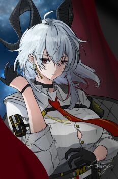 1girl absurdres amuy_(art_of_muy) arm_pouch armband black_armband black_choker black_gloves black_horns breasts button_gap chest_harness choker commentary curled_horns earrings english_commentary gloves grey_hair hair_between_eyes hand_up harness highres horns jewelry key_earrings large_breasts long_hair looking_at_viewer mole mole_under_eye multicolored_hair necktie pouch red_eyes red_necktie signature solo streaked_hair upper_body wuthering_waves zani_(wuthering_waves)