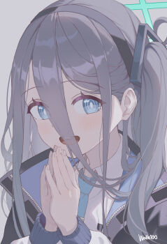 1girl aqua_eyes aqua_halo aris_(blue_archive) artist_name black_hairband black_jacket blue_archive blue_jacket blue_necktie blush bright_pupils collared_shirt commentary eyes_visible_through_hair fingernails grey_background grey_hair hair_between_eyes hairband halo hands_up highres jacket kaffeine100 long_bangs long_hair long_hair_between_eyes long_sidelocks long_sleeves looking_at_viewer mouth_visible_through_hair multicolored_jacket necktie one_side_up open_clothes open_jacket open_mouth own_hands_together palms_together puffy_long_sleeves puffy_sleeves rectangular_halo ringed_eyes school_uniform shirt sidelocks smile solo teeth tie_clip two-sided_fabric two-sided_jacket unzipped upper_body upper_teeth_only white_jacket white_pupils white_shirt