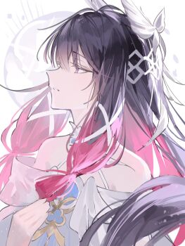 1girl absurdres bare_shoulders black_hair columbina_(genshin_impact) dress genshin_impact hair_ornament hair_ribbon hashtag-only_commentary head_wings highres long_hair masshurmu39 multicolored_hair parted_lips pink_hair purple_eyes ribbon solo two-tone_hair upper_body white_background white_dress white_ribbon wing_hair_ornament wings