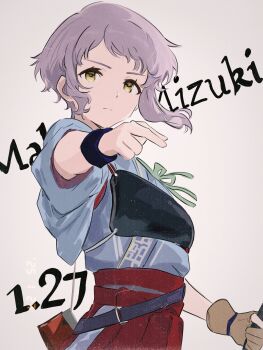 1girl belt brown_gloves character_name closed_mouth cobwvmeti expressionless gloves grey_background hashtag-only_commentary highres holding idolmaster idolmaster_million_live! makabe_mizuki outstretched_arm purple_hair short_hair simple_background single_glove solo upper_body wristband yellow_eyes