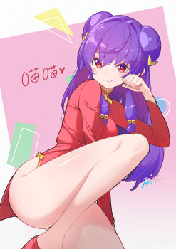 1girl absurdres blush chinese_clothes commentary_request double_bun dress gradient_background hair_bun highres itou_kazuki long_hair long_sleeves looking_at_viewer pink_background purple_hair ranma_1/2 red_dress red_eyes shampoo_(ranma_1/2) smile solo squatting thighs