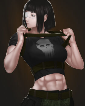 1girl abs absurdres adun_madun belt black_hair black_shirt breasts eyepatch highres jormungand_(manga) looking_to_the_side medical_eyepatch medium_hair midriff muscular muscular_female navel shirt short_sleeves skull_print sofia_valmer solo