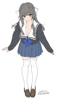 1girl absurdres black_cardigan blue_bow blue_skirt blush bow braid breasts brown_eyes cardigan cleavage closed_mouth collarbone grey_hair hair_bow highres large_breasts long_hair long_sleeves looking_at_viewer original pleated_skirt sailor_collar school_uniform shoes simple_background skirt smile solo thighhighs unasaka_ryou white_background white_bow white_sailor_collar white_thighhighs