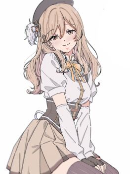 1girl black_corset black_gloves black_hat black_thighhighs blonde_hair bow bowtie brown_skirt commentary corset cosplay detached_sleeves fingerless_gloves gloves hair_between_eyes hands_on_own_thighs hat highres long_hair looking_at_viewer magical_girl mahou_shoujo_madoka_magica mahou_shoujo_madoka_magica_(anime) own_hands_together pleated_skirt puffy_short_sleeves puffy_sleeves sena_ajisai short_sleeves simple_background sitting skirt smile solo thighhighs tomoe_mami tomoe_mami_(cosplay) watashi_ga_koibito_ni_nareru_wake_naijan_murimuri! white_background wtsino yellow_bow yellow_bowtie