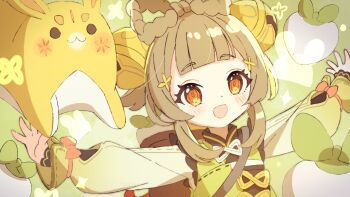 1girl :d blunt_bangs blush braid braided_hair_rings brown_hair commentary_request dot_nose dress genshin_impact green_background green_dress hair_rings long_sleeves looking_at_viewer open_mouth orange_eyes outstretched_arms short_hair shuu_(syuuuuuuuuuu) smile solo spread_arms upper_body yaoyao_(genshin_impact) yuegui_(genshin_impact)